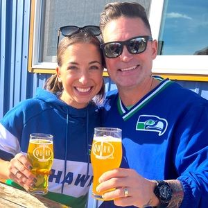 Meet your Posher, Cari